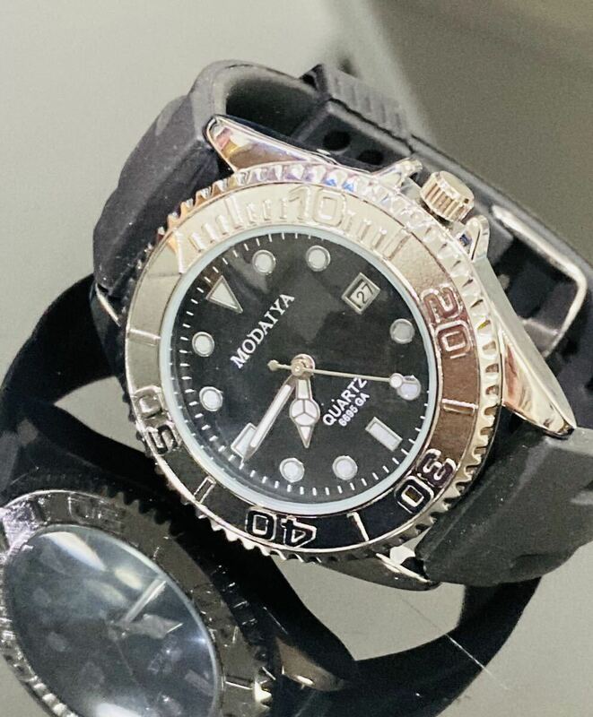 新作　メンズ腕時計　オマージュ　防水腕時計　スーツ　カレンダー　ステンレス　シリコン845a人気