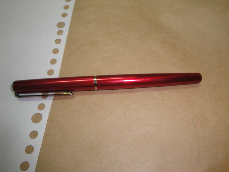 ☆《ペン先14K:セーラー万年筆（赤色系・太字系》☆送料210円　収集趣味