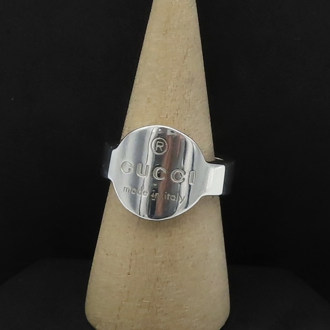 美品 GUCCI グッチ ロゴ プレート シルバー リング 17号 メンズ レディース 925 指輪 1697AR MM6