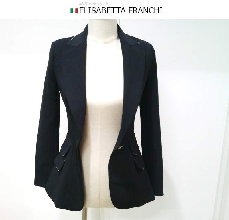 ELISABETTA FRANCHI (エリザベッタフランキ)　ブラック　ジャケット 　トップスセット 黒　 春物 カーディガン サイズ40　イタリア製