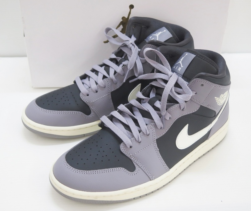 NIKE ナイキ BQ6472-022 WMNS AIR JORDAN 1 MID スニーカー　美品