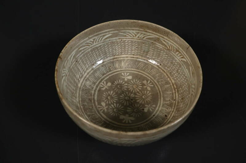 【和】(9092)　朝鮮古玩　李朝　花三島象嵌鉢　茶碗　高麗　