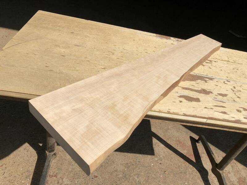 送料無料！【S705G】栃 915×113～200×32㎜ 板材 乾燥材 木工 DIY 材木 天然木 無垢材《銘木すずめや》