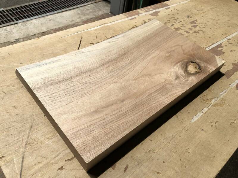 送料無料！【S761G】胡桃 478×～295×34㎜ 極上杢 板材 乾燥材 木工 DIY 材木 天然木 無垢材《銘木すずめや》