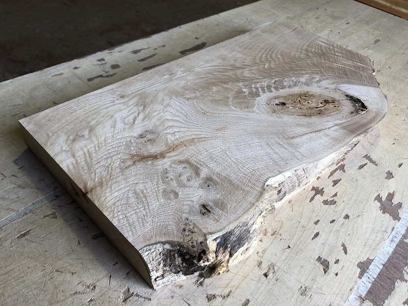 送料無料！【S24A】栗 530×～280×40㎜ 乾燥材 木工 DIY 材木 天然木 無垢材《銘木すずめや》