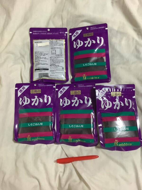 希望数変更再出可要連絡　ゆかり　赤しそ77g 5袋　仕入除500円超10％オマケ　賞味2024/12 在庫16 負担別1〜6出(多い程割安) 健康効果説明欄