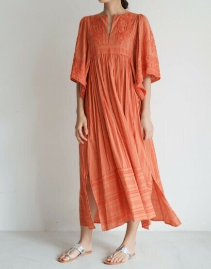 【春夏の人気アイテム】Sara mallika サラマリカ Stripe Cord Embroidery Dress ロングワンピース FREE エンブロイダリードレス