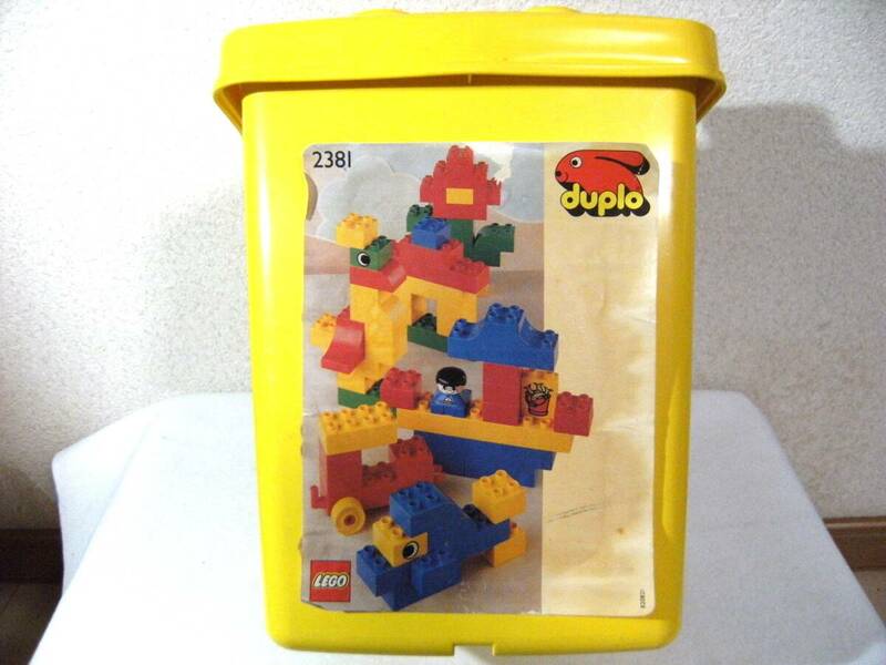 【送料無料】　レゴ　デュプロ　黄色のバケツ　2381