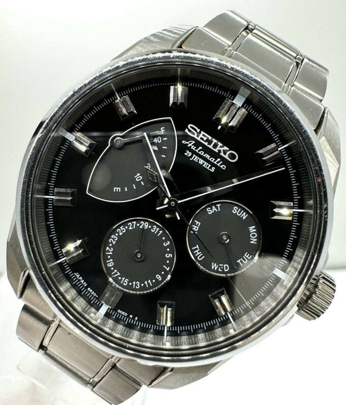 セイコー SEIKO メカニカル デイデイト パワーリザーブ 裏スケ 自動巻き メンズ腕時計 黒文字盤 6R20-00C0 