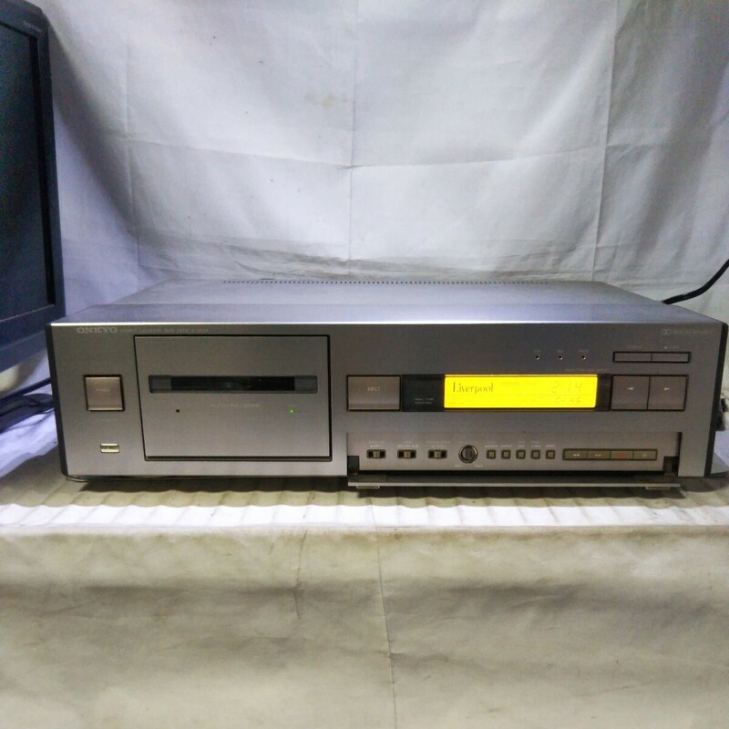 送料無料(BM986)ONKYO　オンキョー　カセットデッキ　K-200A