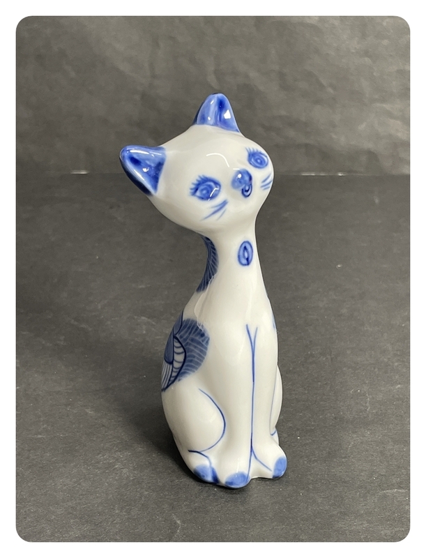 ● コレクター必見 陶器製 タイ製 ネコ 猫 ハンドペイント オブジェ 置物 飾り インテリア 雑貨 コレクション ma628