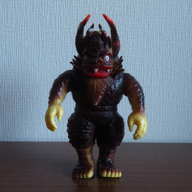 コレクター整理品 昭和レトロ ミクロス 1983年 BANDAI ソフビ ウルトラコレクション バンダイ 怪獣 円谷プロ フィギュア 玩具