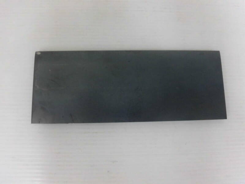 鉄板 　黒皮　スチール板　板厚9mm　94mm x 250mm 1枚　切板　切材　溶接材 A