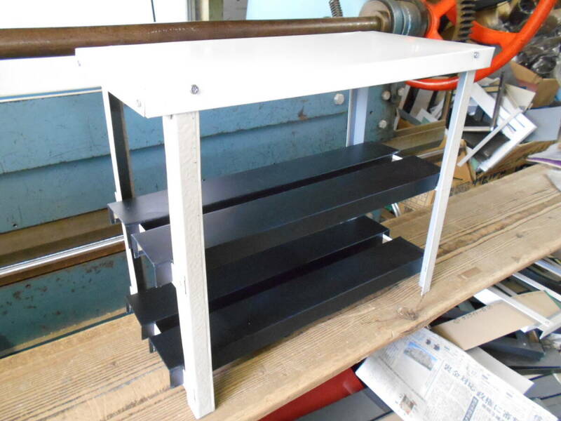 3段テーブルラック サイドテーブル キッチンラック 53×25×H44.5 ガルバ キャンプテーブルラック 洗物置場 折り畳み 耐熱 防水 自作
