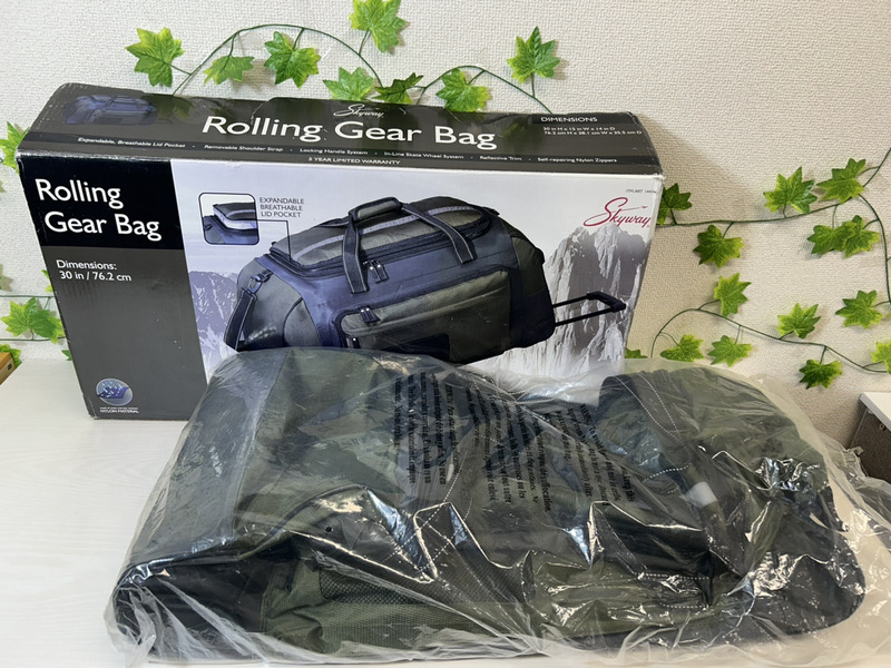 3877-03★COSTCO コストコ　Rolling Gear Bag ローラーバッグ カーキ ポケットあり★