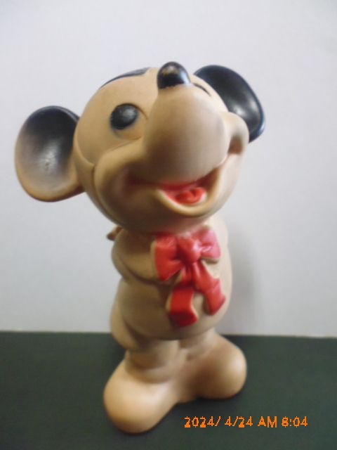 ミッキーマウス　Mickey Mouse ビンテージ 1960年代　DEll社 の　ラバー・スクイーズ　Rubber Squeeze Toy