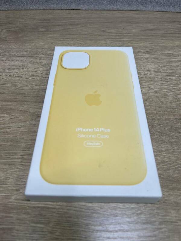 Apple 【純正】MagSafe対応iPhone 14 Plusシリコーンケース サングロー MPTD3FE/A 未開封品