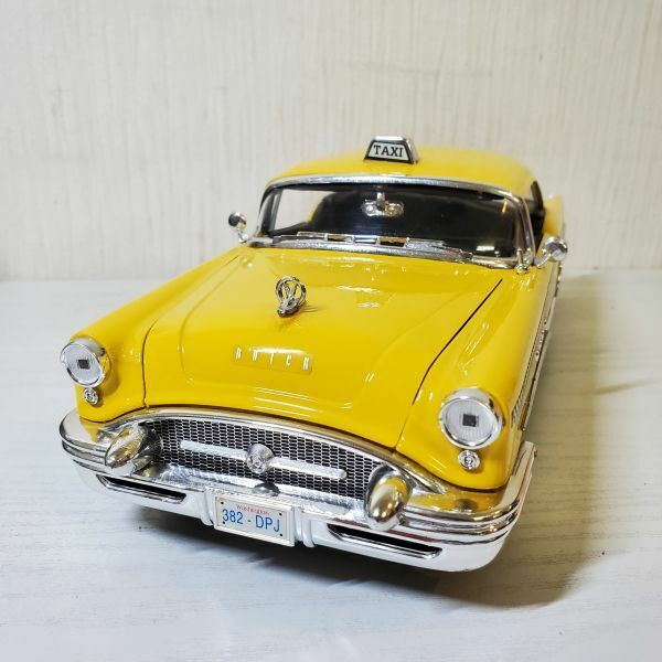 ●HJ85【送80】1円～ 1/18　MIRA 1955 BUICK CENTURY イエローキャブ タクシー ダイキャスト ミニカー 箱なし