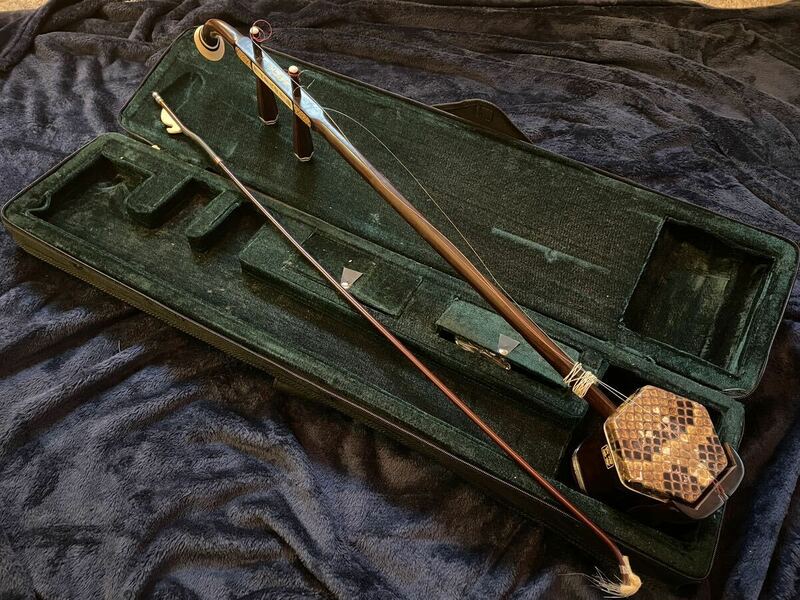 中国蘇州 万菊根制 蛇革 二胡 中国 伝統楽器 