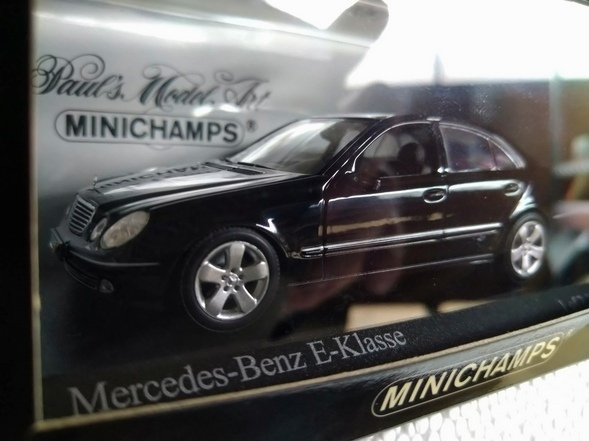 PMA 1/43 Mercedes Benz ベンツ Eクラス 2002 (BL)