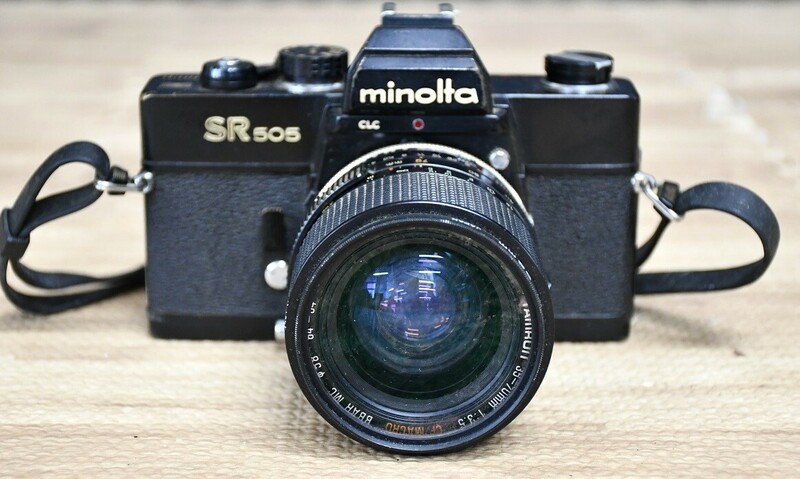 NY4-204【現状品】minolta　SR505　ミノルタ　フィルムカメラ　一眼レフカメラ　レンズ　TAMRON　35-70㎜　1：3.5　簡易動作確認済　中古品