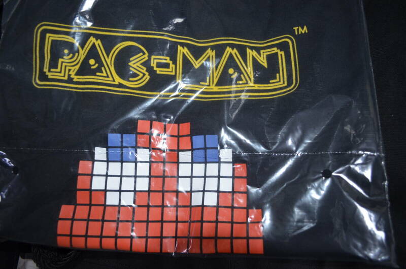 新品 Lサイズ　パックマン 綿 コットン100％　Tシャツ 半袖 シャツ PAC-MAN MoMA