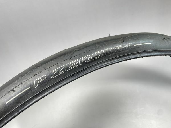 PIRELLI P ZERO VELO 700×28c 1本 クリンチャータイヤ ピレリ Pゼロ ベロ タイヤ 0409G2402/520