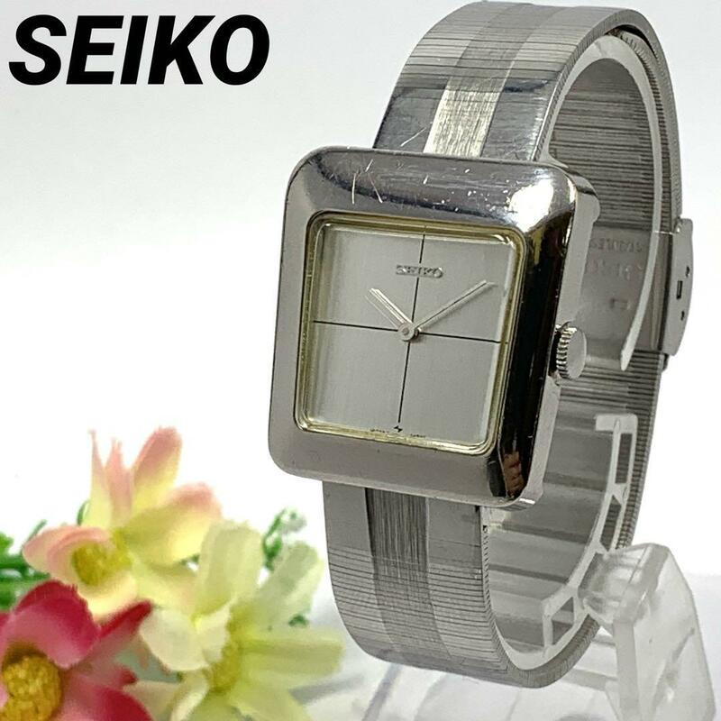 155 SEIKO セイコー レディース 腕時計 手巻式 人気 希少 ビンテージ レトロ アンティーク