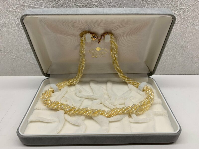 6連ケシパール　ネックレス　真珠　総重量約33.34ｇ　留め具K18 750 刻印あり ケース付き　三越 特選パール