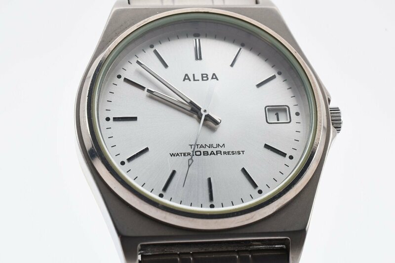 美品 アルバ VX42-0AE0 デイト ラウンド シルバー クォーツ メンズ 腕時計 ALBA