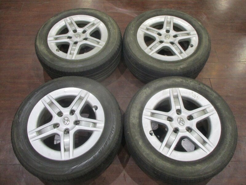 中古★トヨタ純正SAI/AZK10用16インチ ホイール＆タイヤ4本セット(ホイールキャップ付)★205/60R16★6.5J/114.5/5穴/+39★マークXジオなど