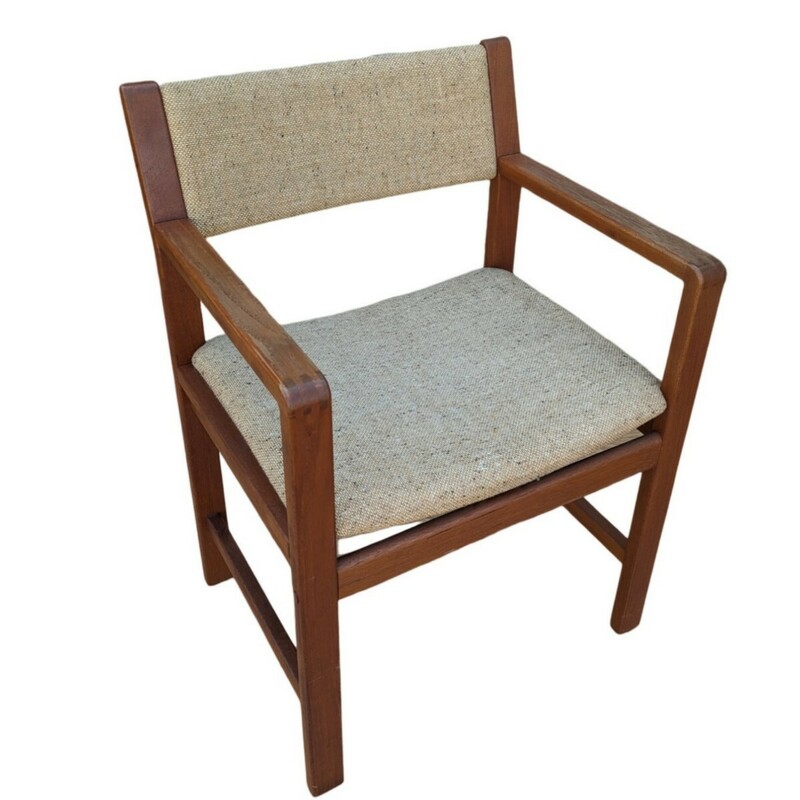 ★デンマーク　D-SCAN D-スキャン　チーク　木製フレーム 椅子 アームチェア チェア ビンテージ　無垢材　ダイニング椅子　北欧家具