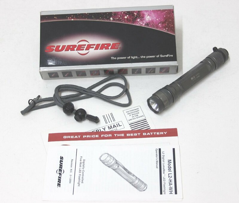 1D376 SUREFIRE シュアファイア LEDライト L2-HA-WH 動作確認済み【ニューポーン】