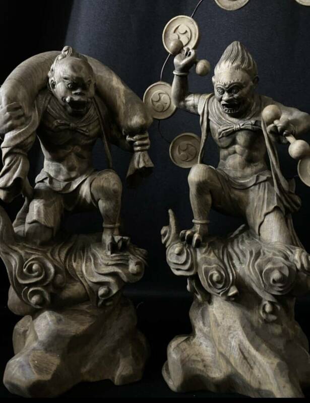総楠材　高27cm 最大32cm 仏教工芸品　時代彫刻　木彫仏教　仏師で仕上げ品　風神雷神図一式