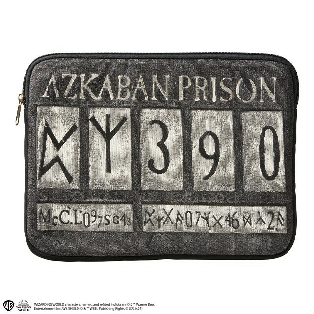 処分品。ハリーポッター プリズンナンバーケース タブレットケース　アズカバンの囚人　プレゼント 約H28.5×W21×D1.5cm　定価3300円。