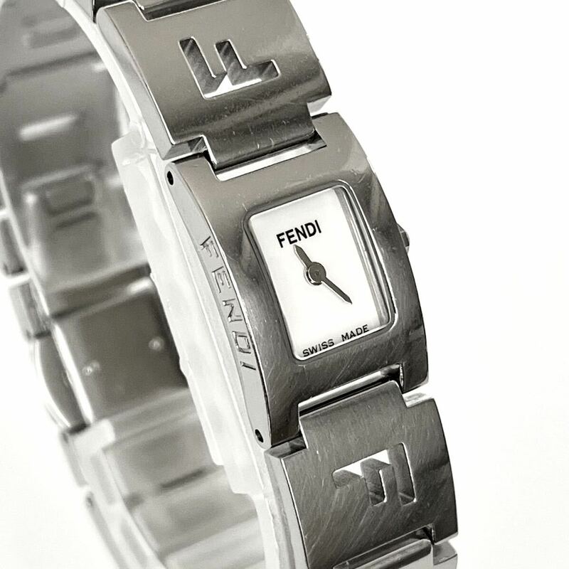 【稼働】磨き済み フェンディ FENDI 3150L レディース 腕時計 美品 電池新品 白文字盤 s1554