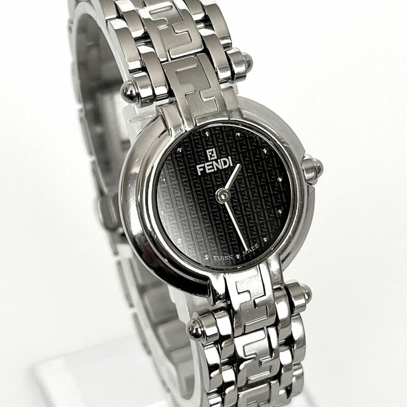 【稼働】磨き済み フェンディ FENDI 750L レディース 腕時計 美品 電池新品 ブラック文字盤 s1635