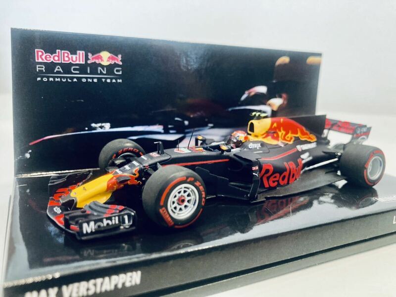 【送料無料】1/43 Minichamps Redbull レッドブル RB13 #33 M.フェルスタッペン Verstappen 2017 High Boxです。