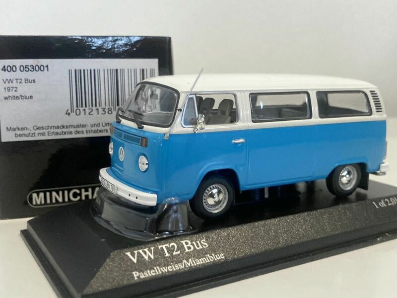【送料無料】1/43 Minichamps VW フォルクスワーゲン T2 バス 1972 White/Blue