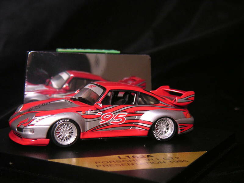 テストカー ポルシェ911GT2:ウルトラマンカラー 1/43:プレゼン クリアー割れ無品