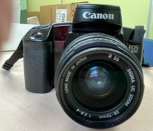 (ジャンク)　カメラ　フィルムカメラ　Canon　キャノン　EOS100　動作未確認　中古品　レンズ付属品画像の通り