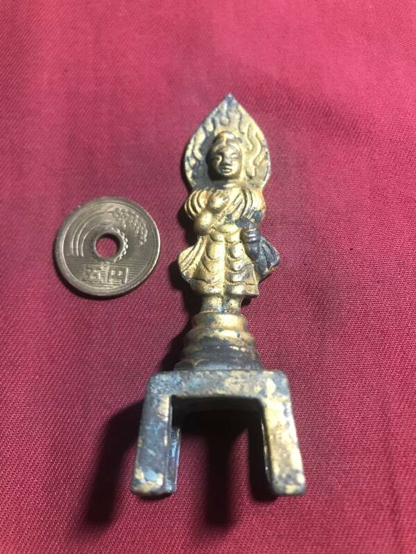 仏像　　銅製　　時代物　　　仏像　　　珍しい　　4足　　流金？　　その１