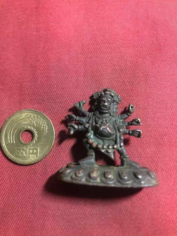 仏像　　銅製　　時代物　　　仏像　　　珍しい　　小さい　チベット関係か？