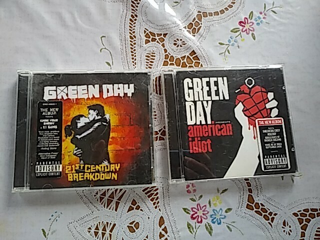 グリーン・デイ　Green Day アメリカンイディオットamerican idiot , 21st century breakdown 中古CD 2枚