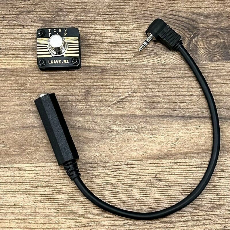 【中古】【保証対象外】 Lightning Wave　TINY TAP with micro cable　/ a44868