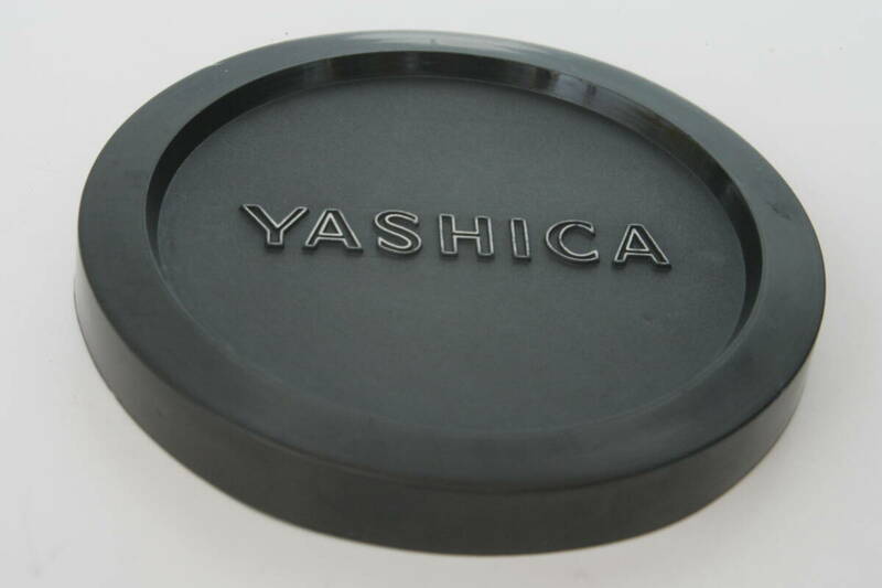 ヤシカ　エレクトロ35用　フロント　レンズキャップ　　内径57ｍｍ　被せ式　中古品