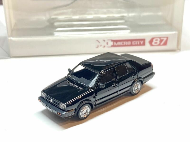1/87 スケール VW Jetta GT (mk2) フォルクスワーゲン ジェッタ ブラック HOゲージ ジオラマ ストラクチャー ゴルフ2