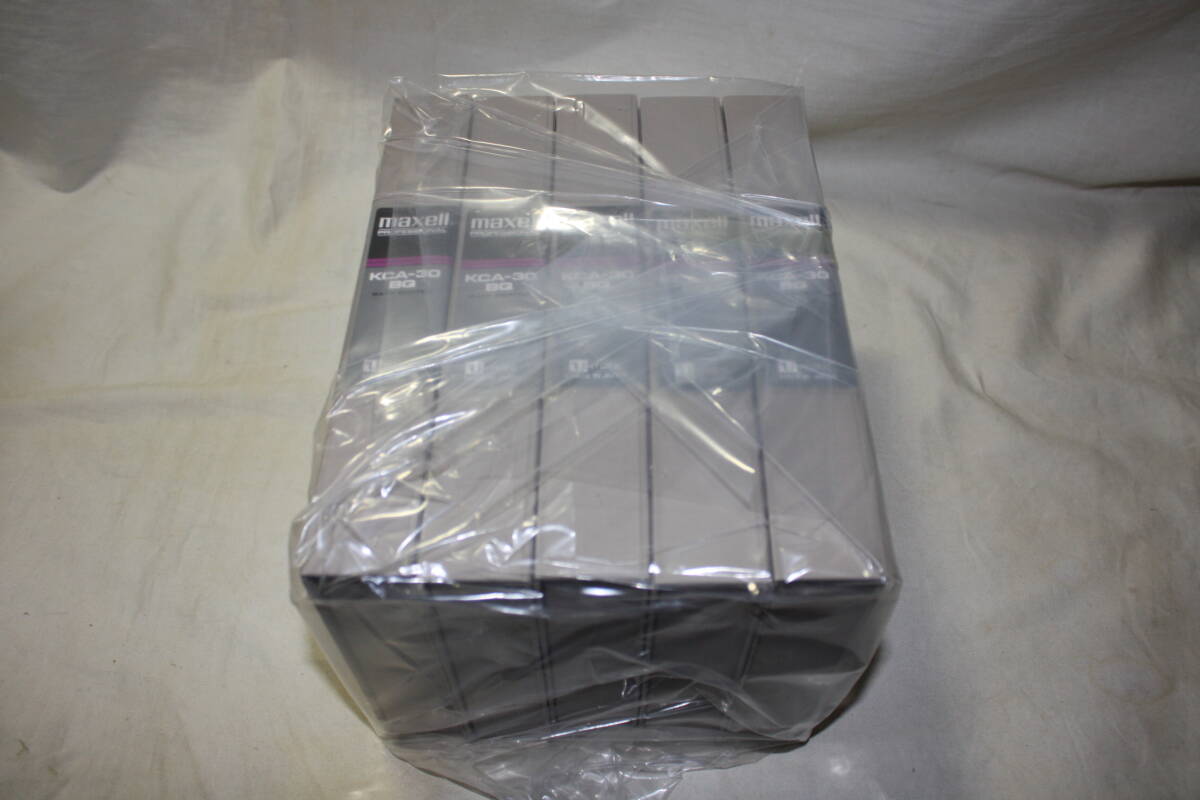 maxell　KCA-30BQ(5本)　新品未使用　Uマチックビデオテープ①