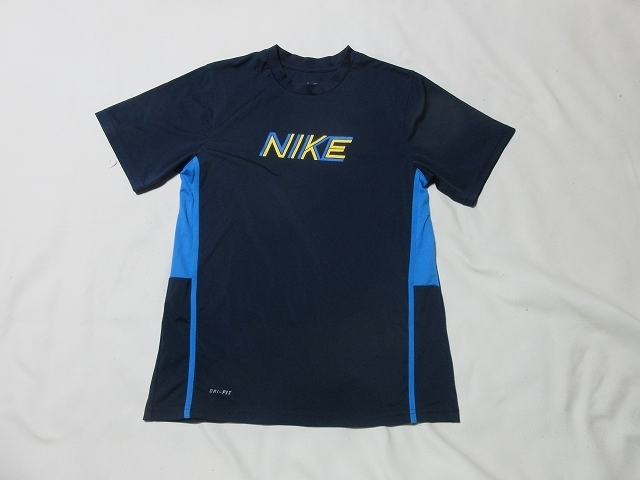 O-840★ナイキ・DRI-FIT♪紺x青/半袖Tシャツ(160)★