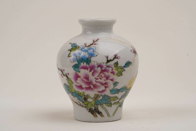 中国古美術 清代 粉彩 花瓶 罐 同治年製款 高さ 11.5cm